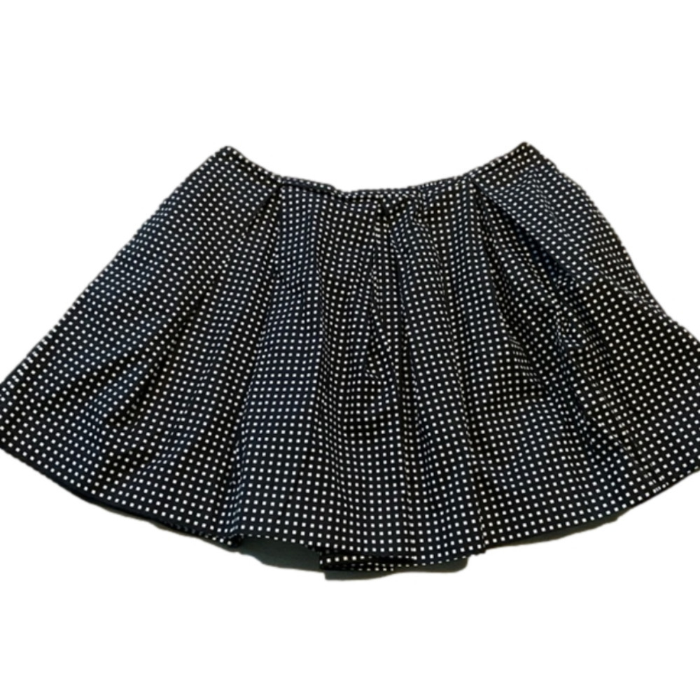 𝅺Kate Spade Saturday B&W shorts Sz M
